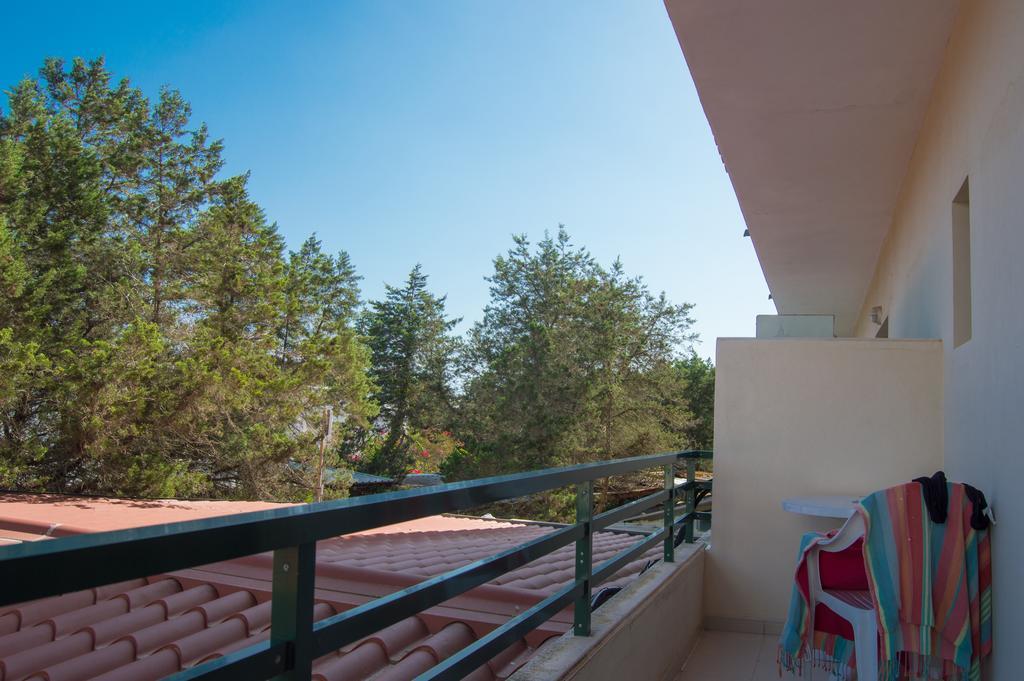 Hostal Rosales Es Pujols Dış mekan fotoğraf