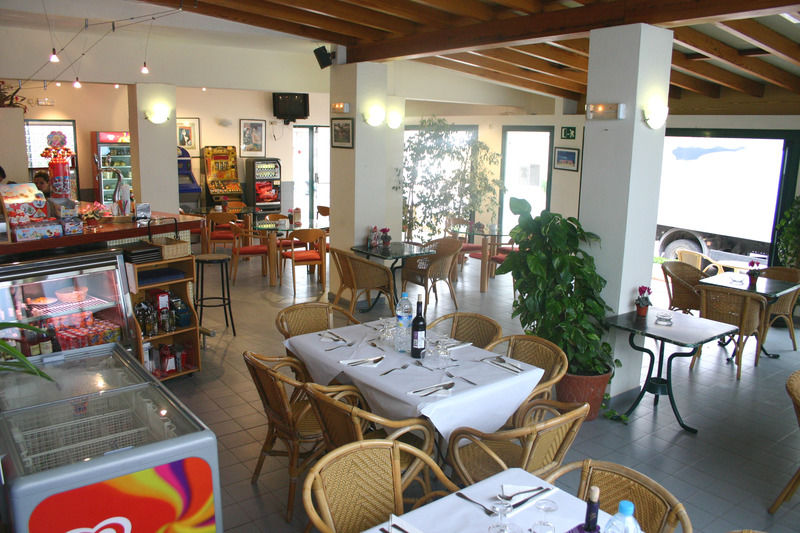 Hostal Rosales Es Pujols Dış mekan fotoğraf