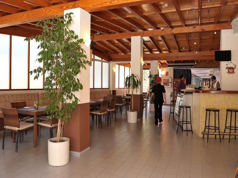 Hostal Rosales Es Pujols Dış mekan fotoğraf